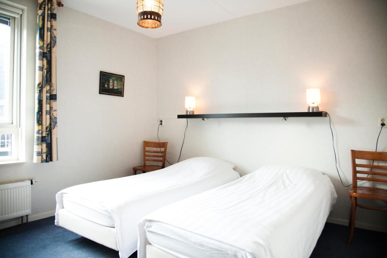 Hanzehuis Appartementen Stavoren Zimmer foto